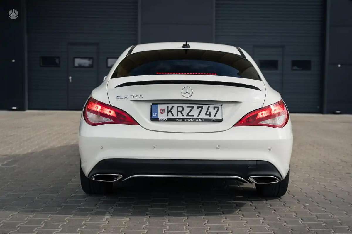 Mercedes-Benz CLA250 - 5
