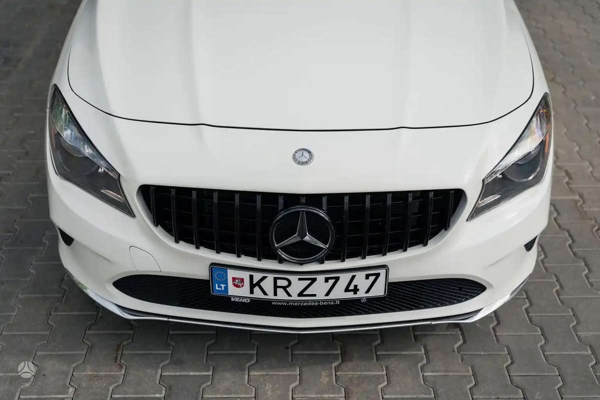 Mercedes-Benz CLA250 - 12