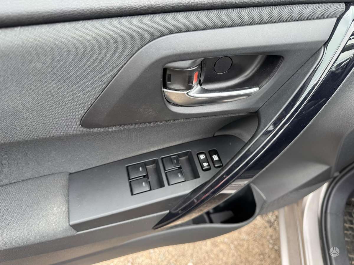 Toyota Auris - 8