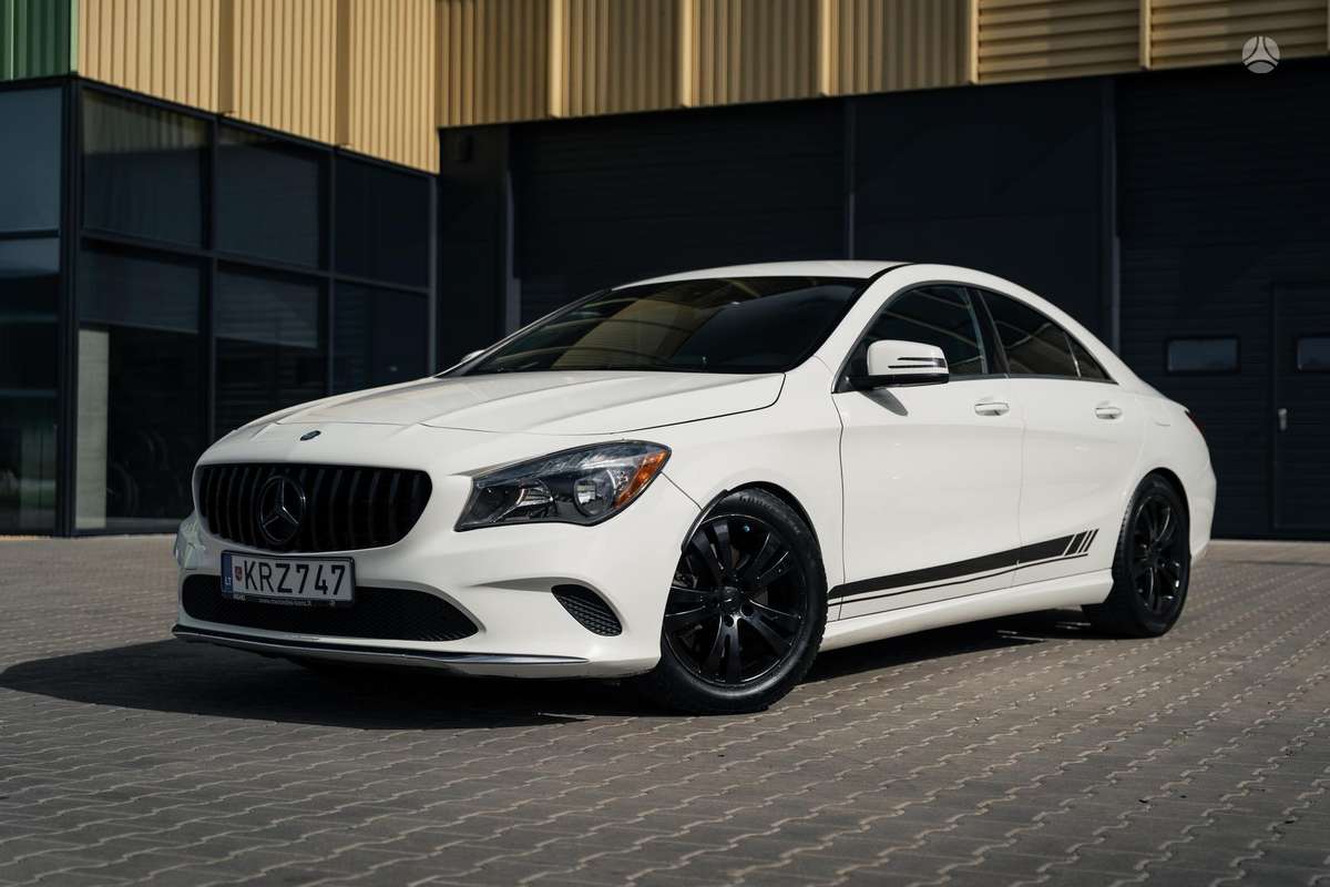 Mercedes-Benz CLA250 - 1