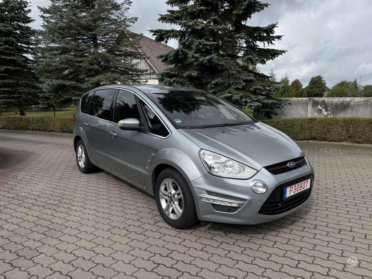 Ford S-MAX - 3