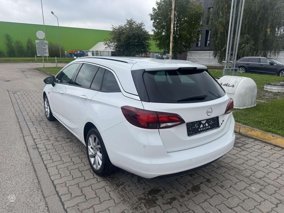 Opel Astra - 4