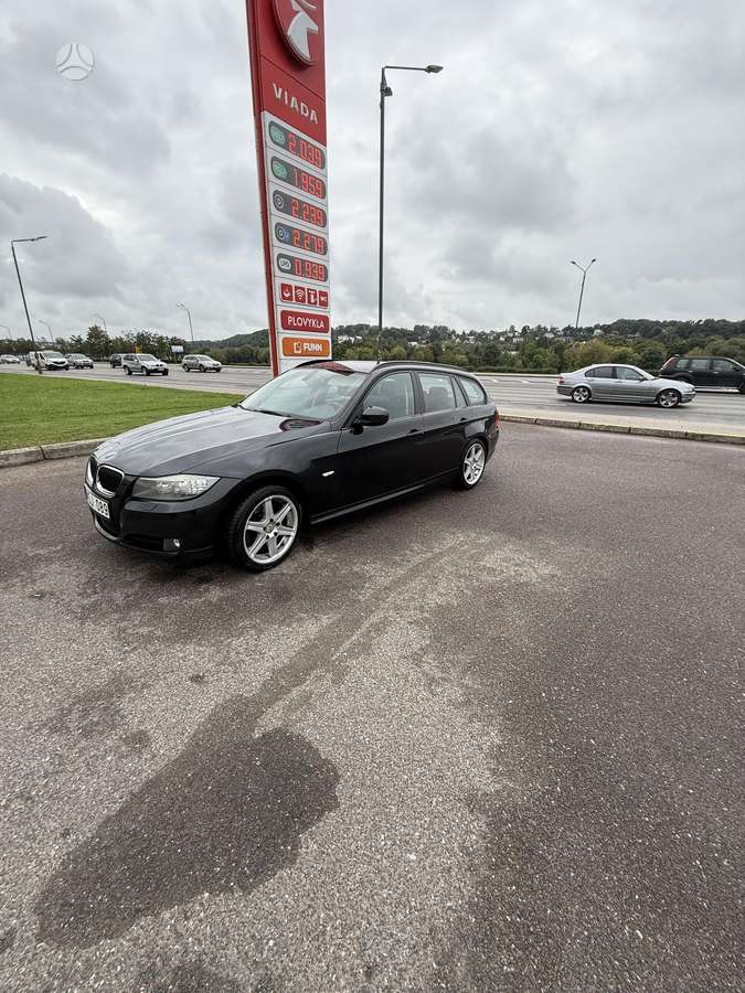 BMW 320 - 1