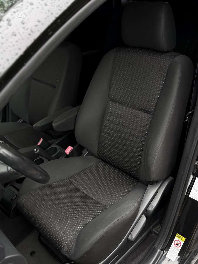 Toyota Corolla Verso - 7