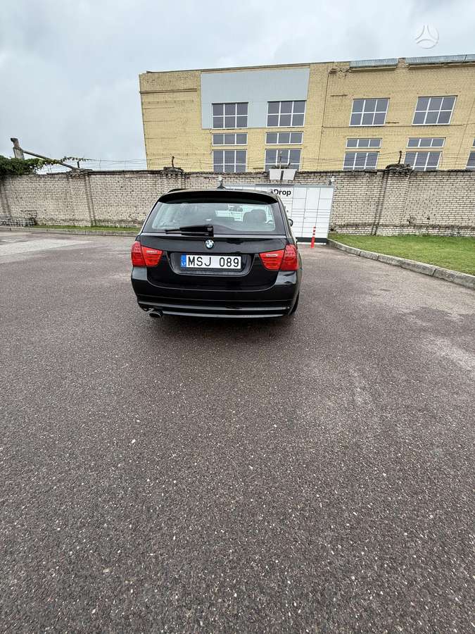 BMW 320 - 3