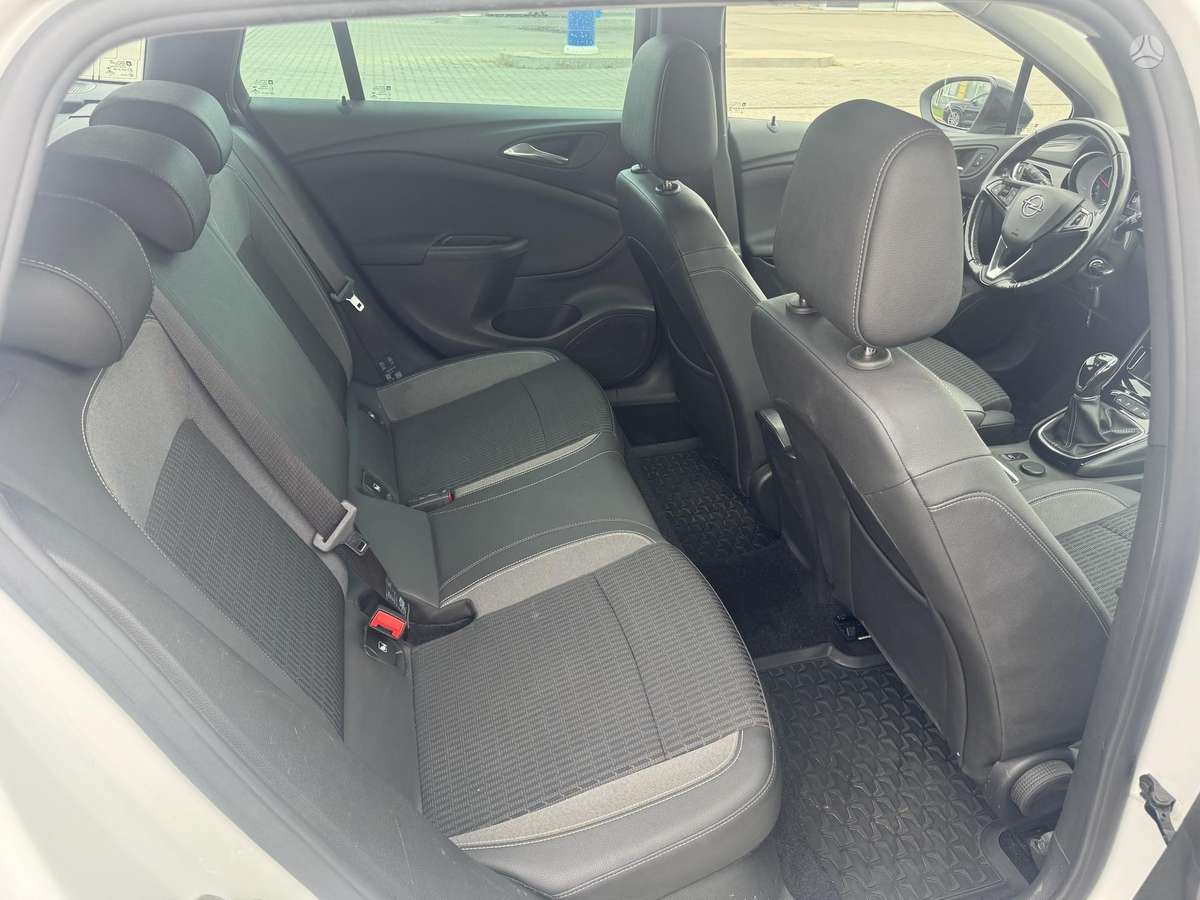 Opel Astra - 9