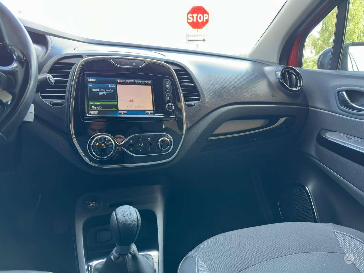 Renault Captur, 1.5 l., Внедорожник / Кроссовер