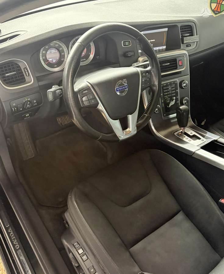 Volvo S60 - 8