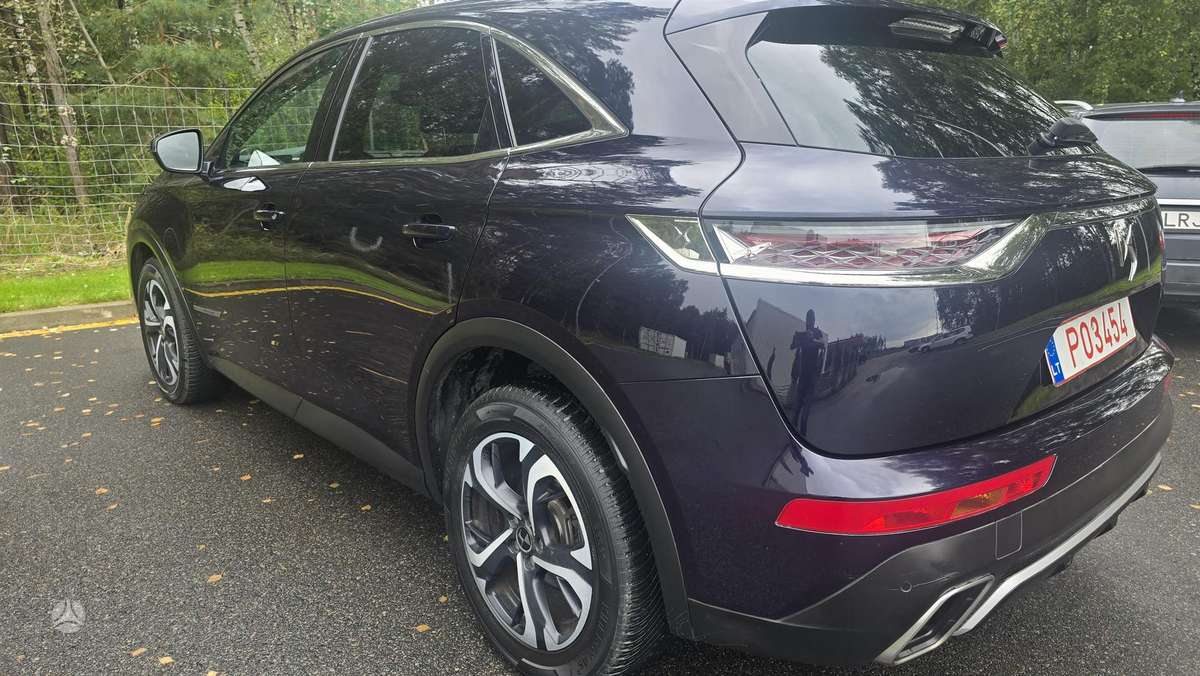 DS Automobiles DS7 Crossback - 11