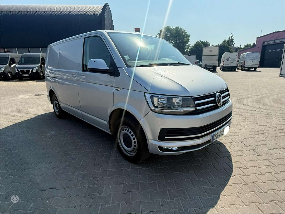 Volkswagen Transporter - 11