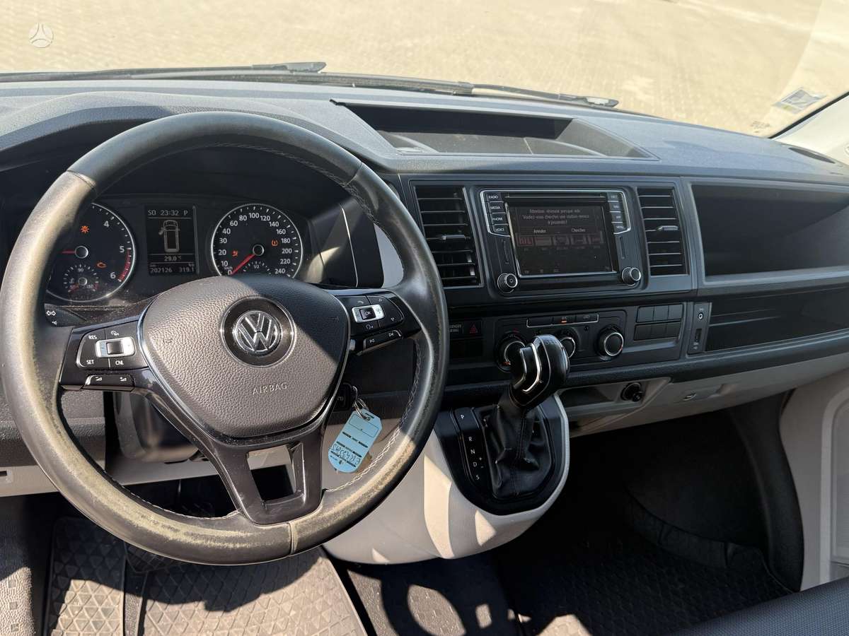 Volkswagen Transporter - 6