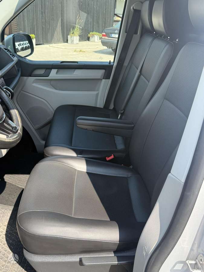 Volkswagen Transporter - 12