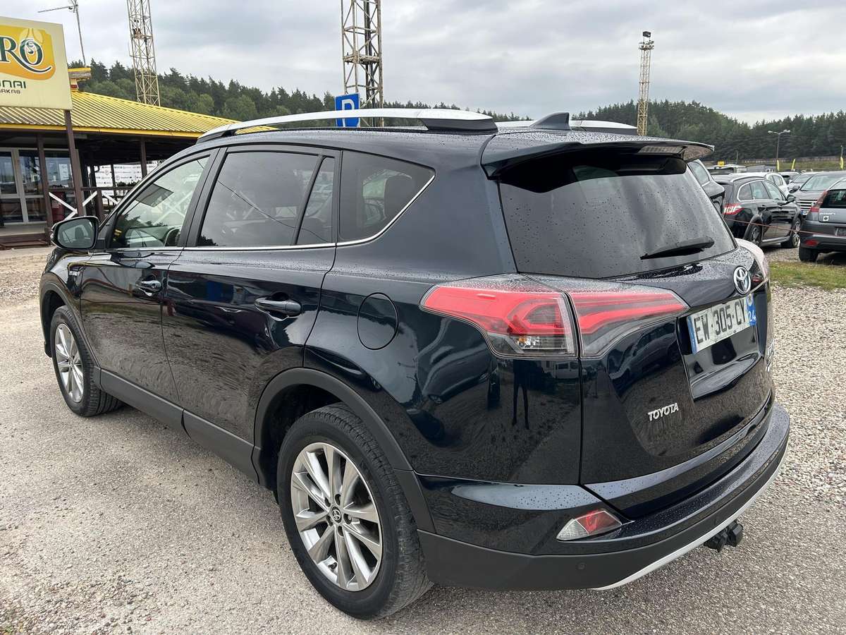 Toyota RAV4 - 4