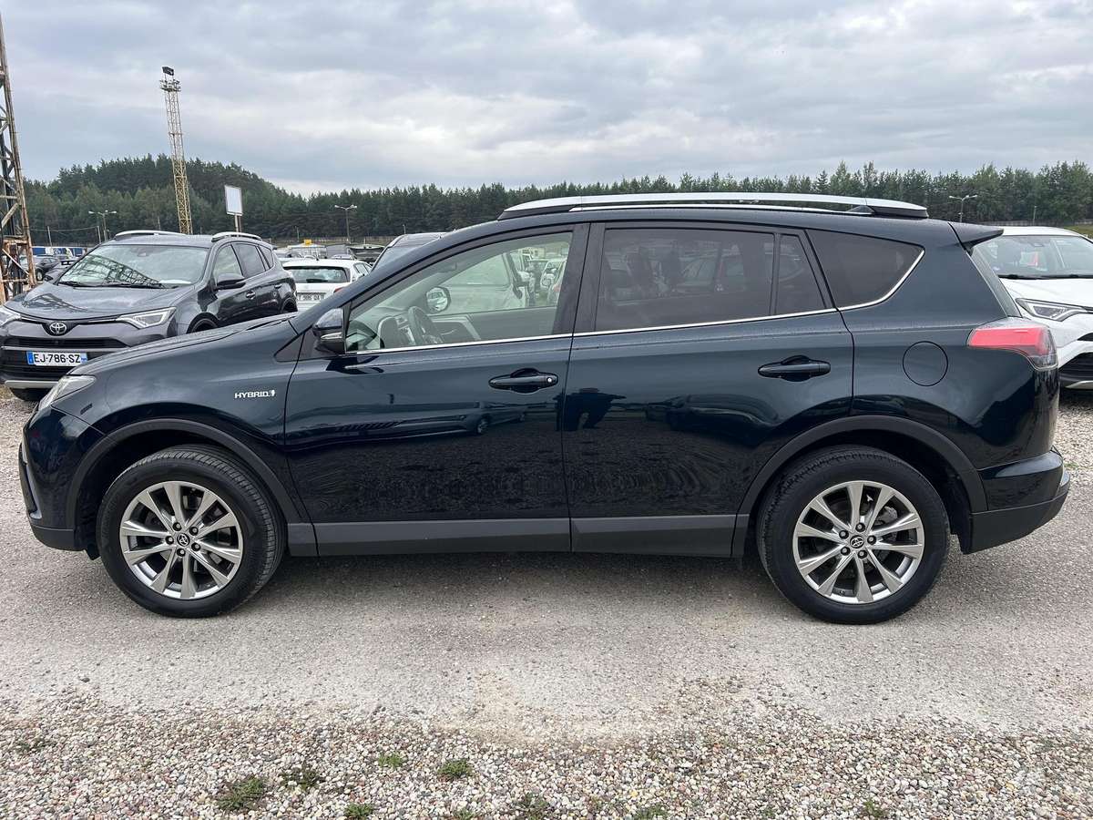 Toyota RAV4 - 5