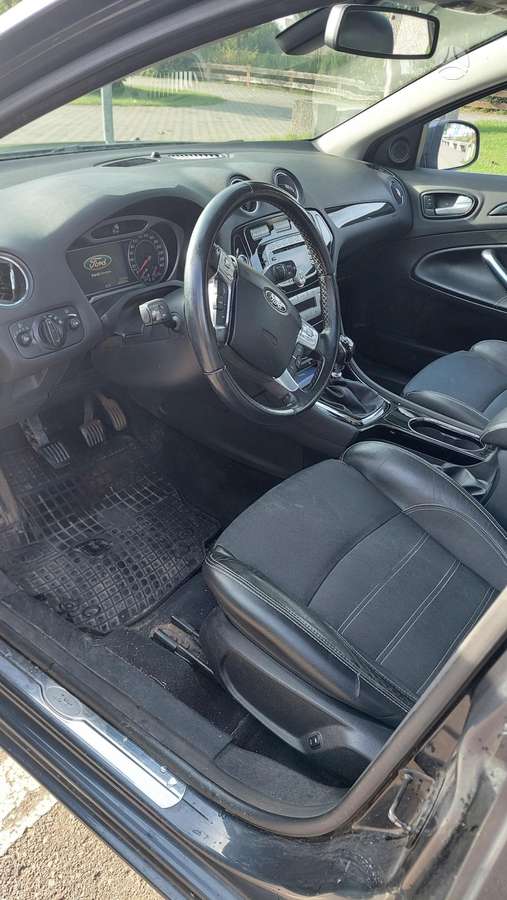 Ford Mondeo - 6