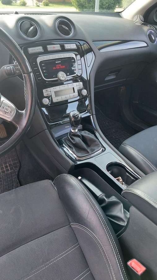 Ford Mondeo - 7