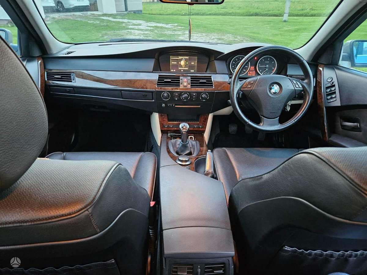 BMW 520 - 5