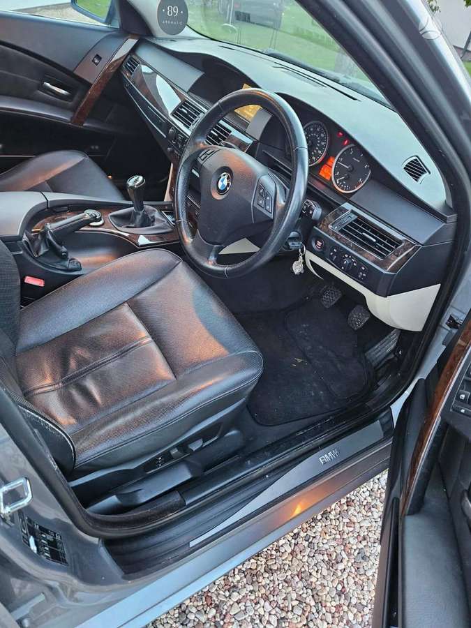 BMW 520 - 7
