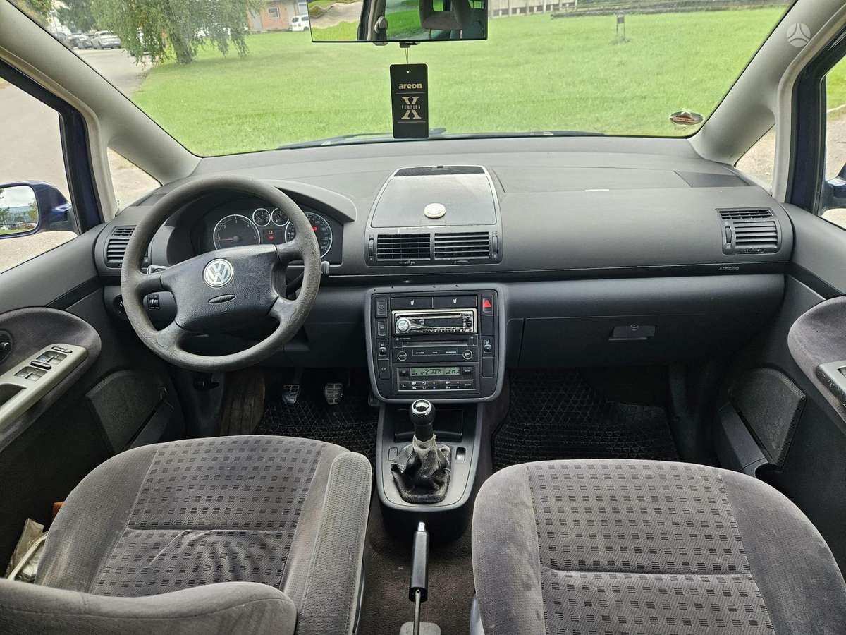 Volkswagen Sharan - 5