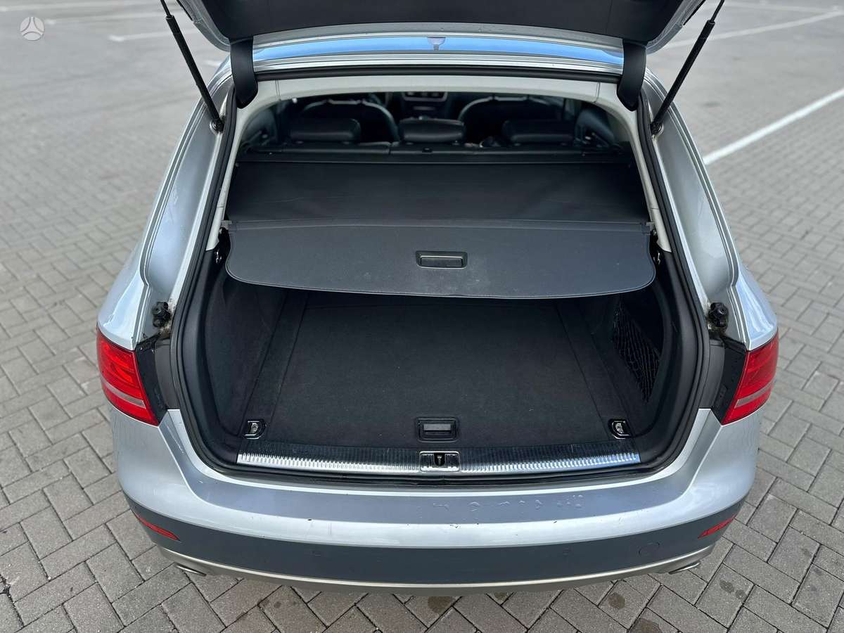 Audi A4 allroad, 3.0 l., universalas