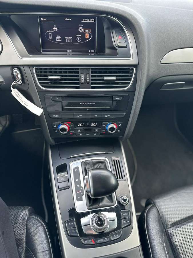 Audi A4 allroad, 3.0 l., universalas