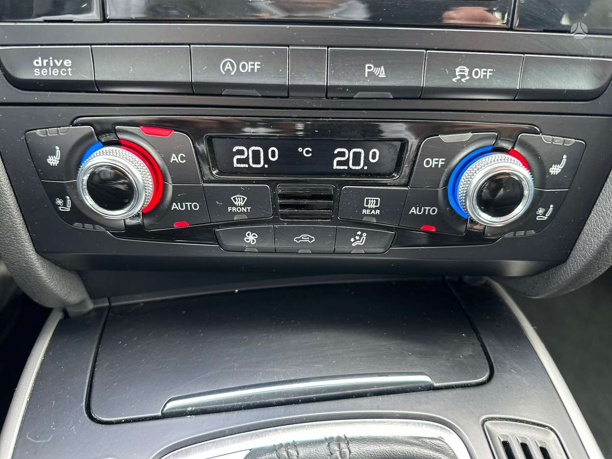 Audi A4 allroad, 3.0 l., universalas