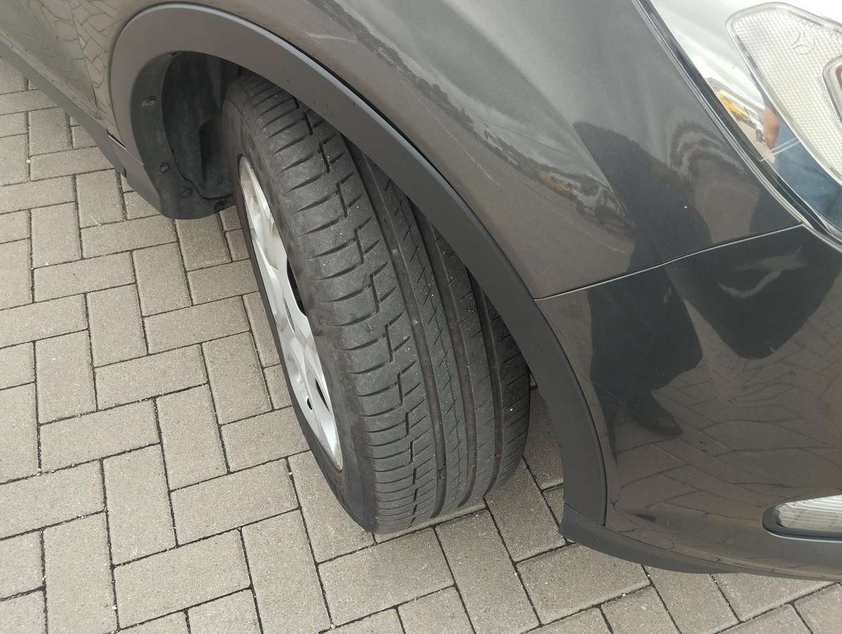 Ford Kuga - 6