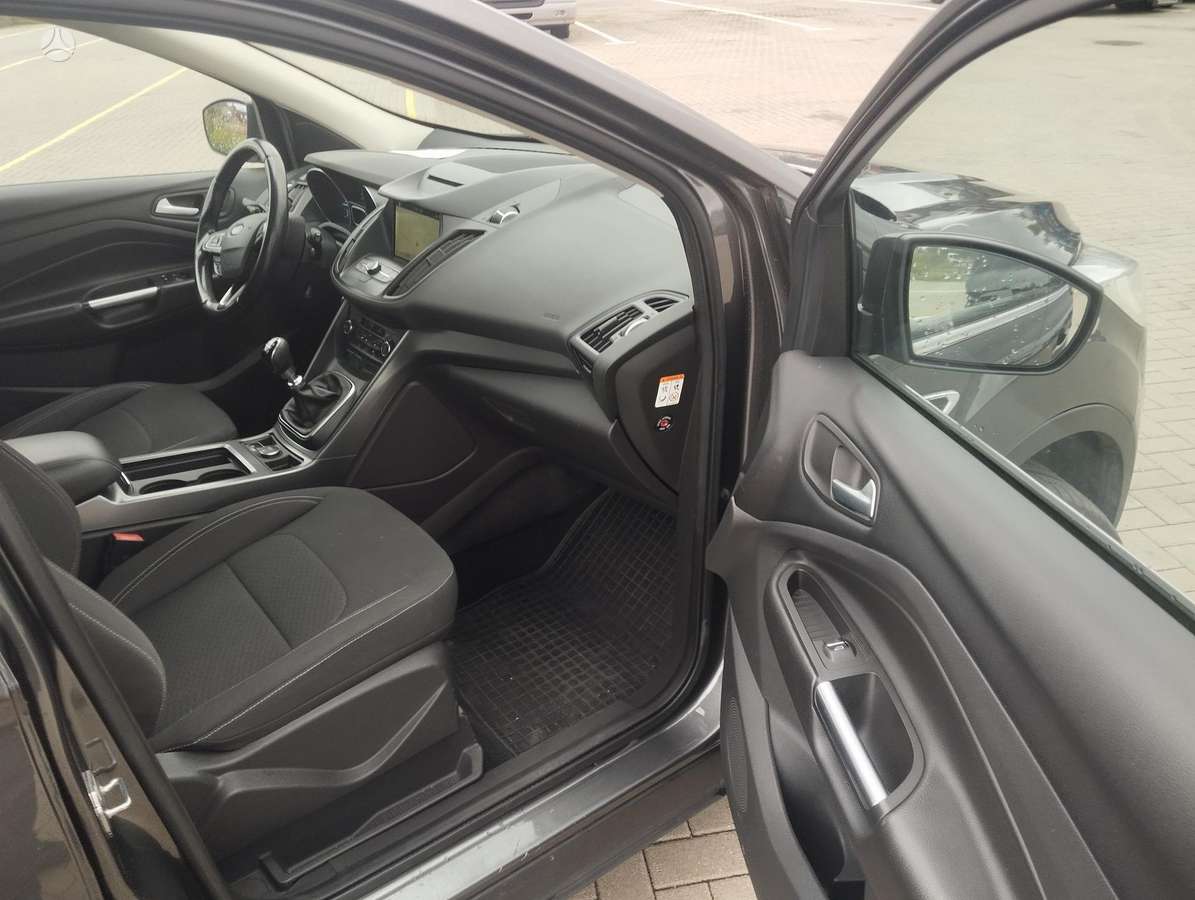 Ford Kuga - 7