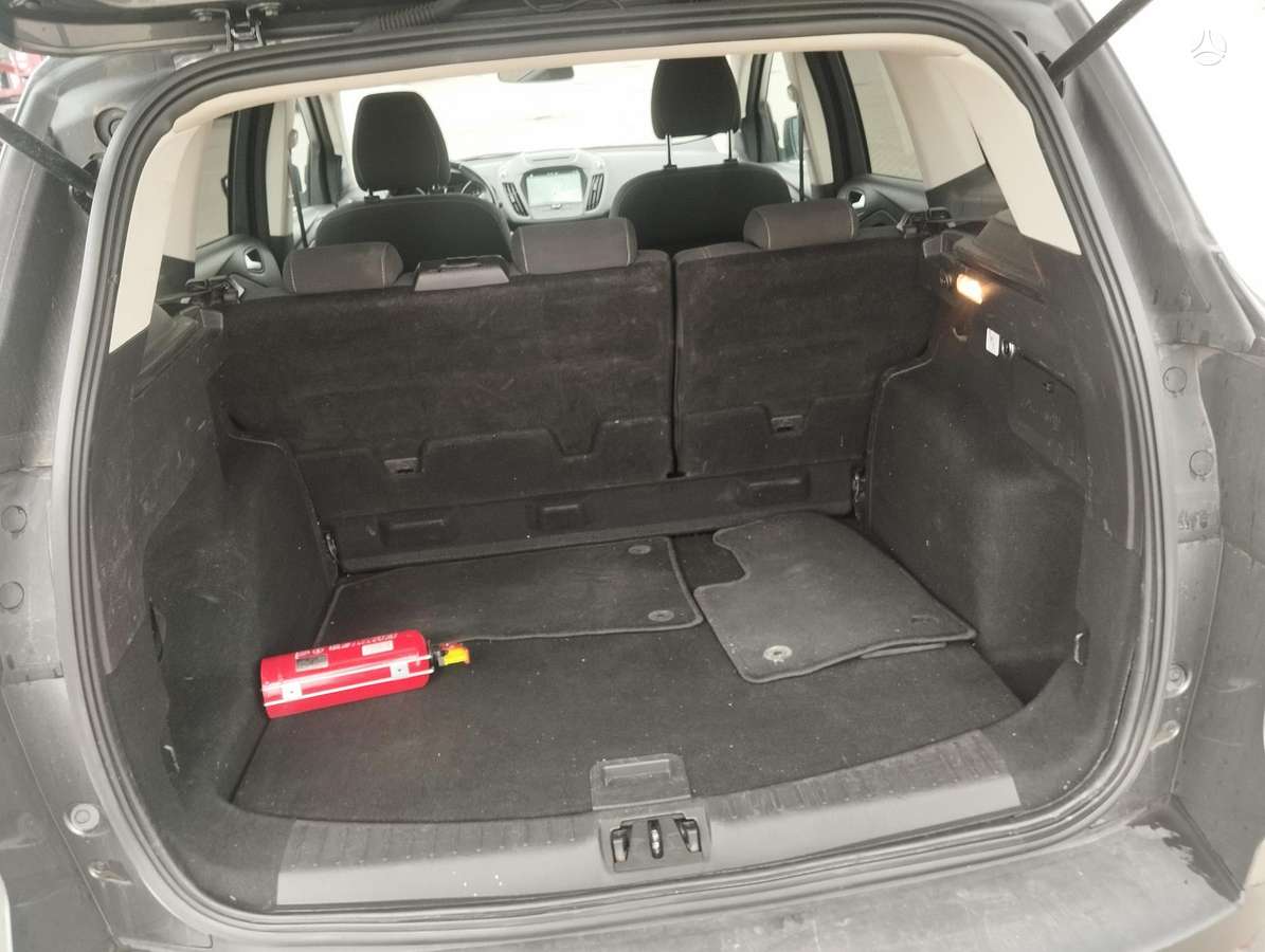 Ford Kuga - 9