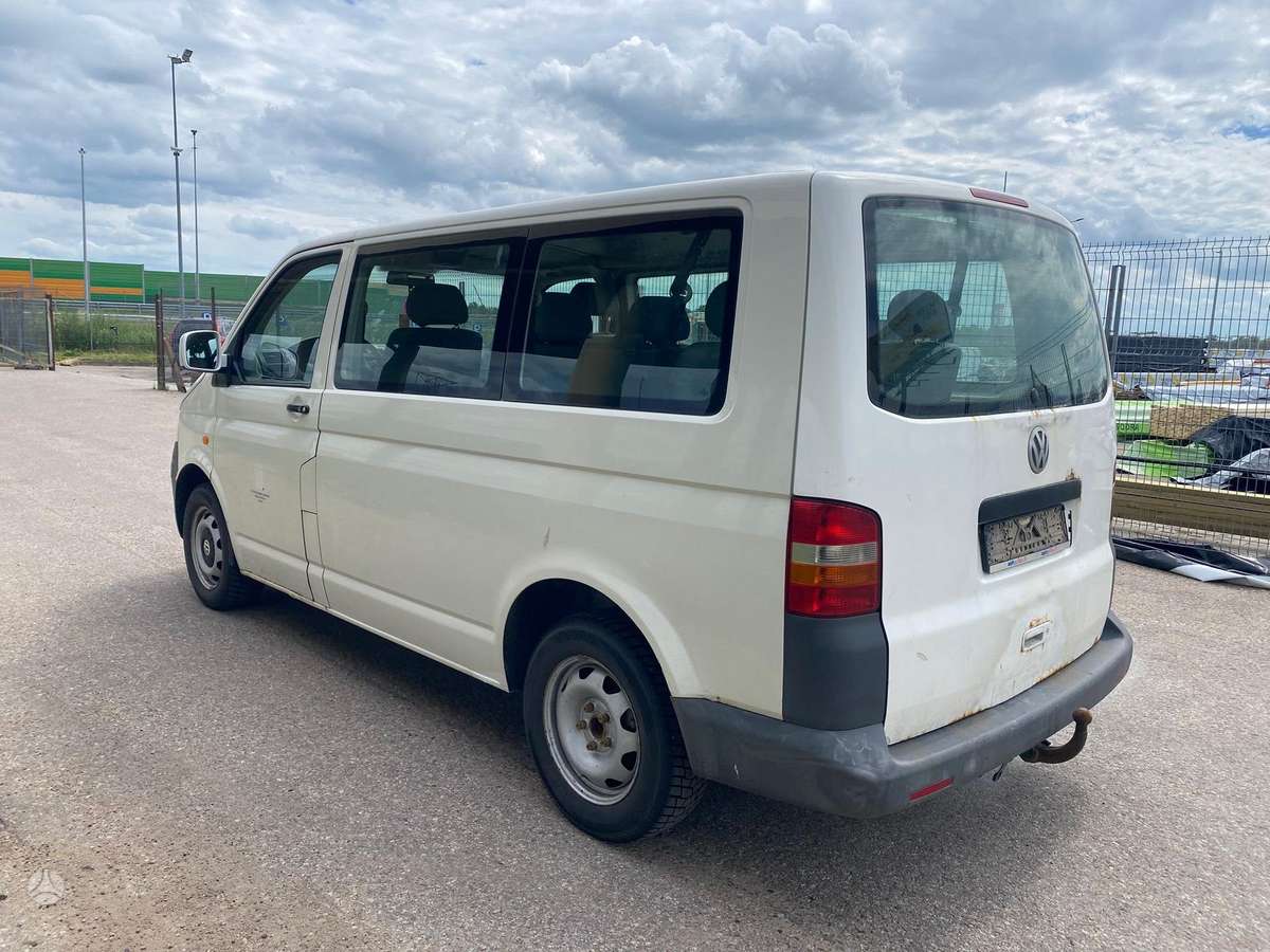 Volkswagen Transporter - 3