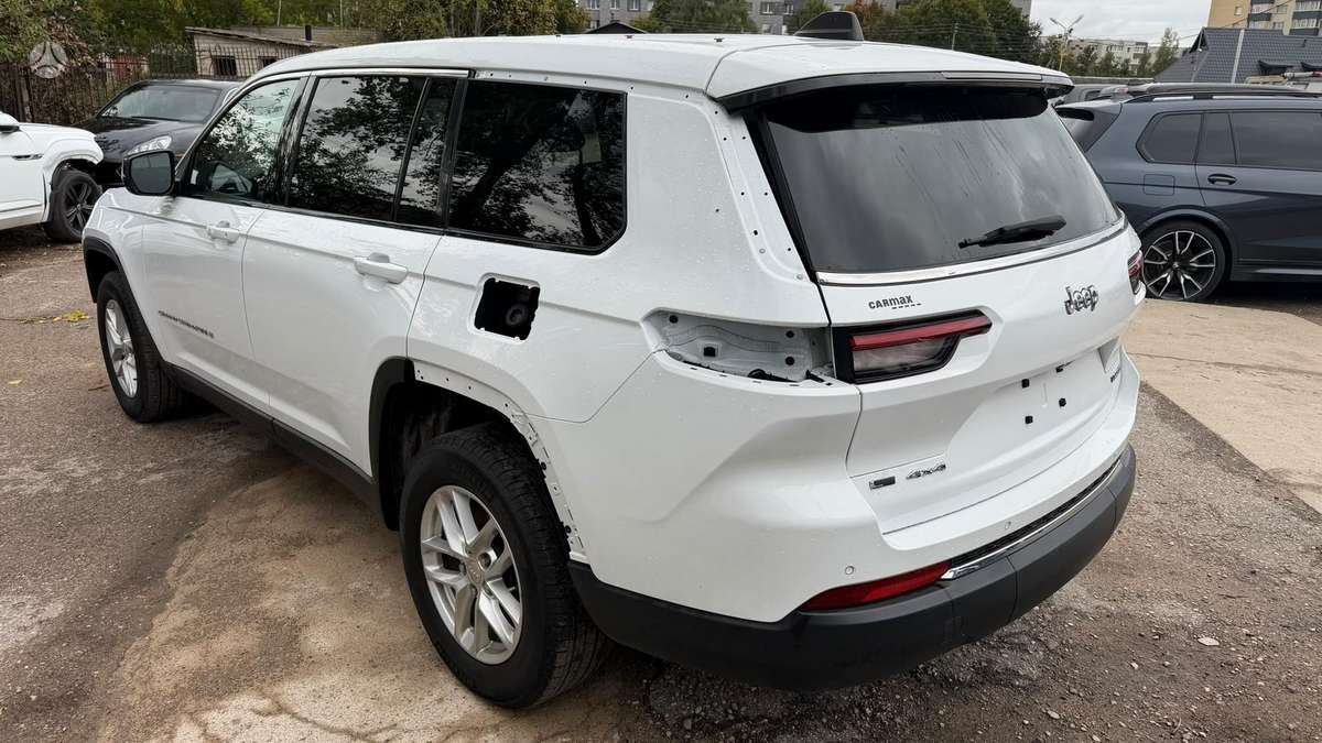 Jeep Grand Cherokee - 7