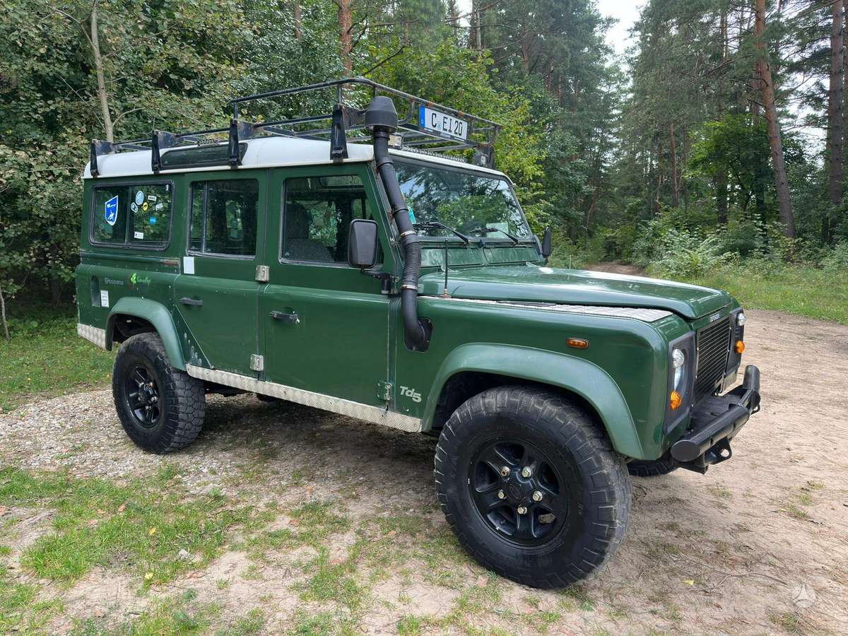 Land Rover Defender - 9