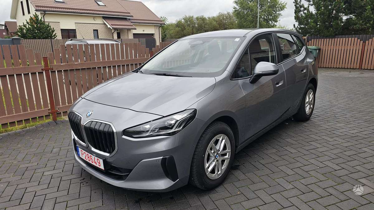 BMW 218 - 2