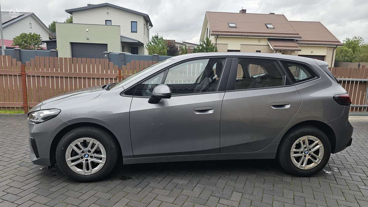 BMW 218 - 4