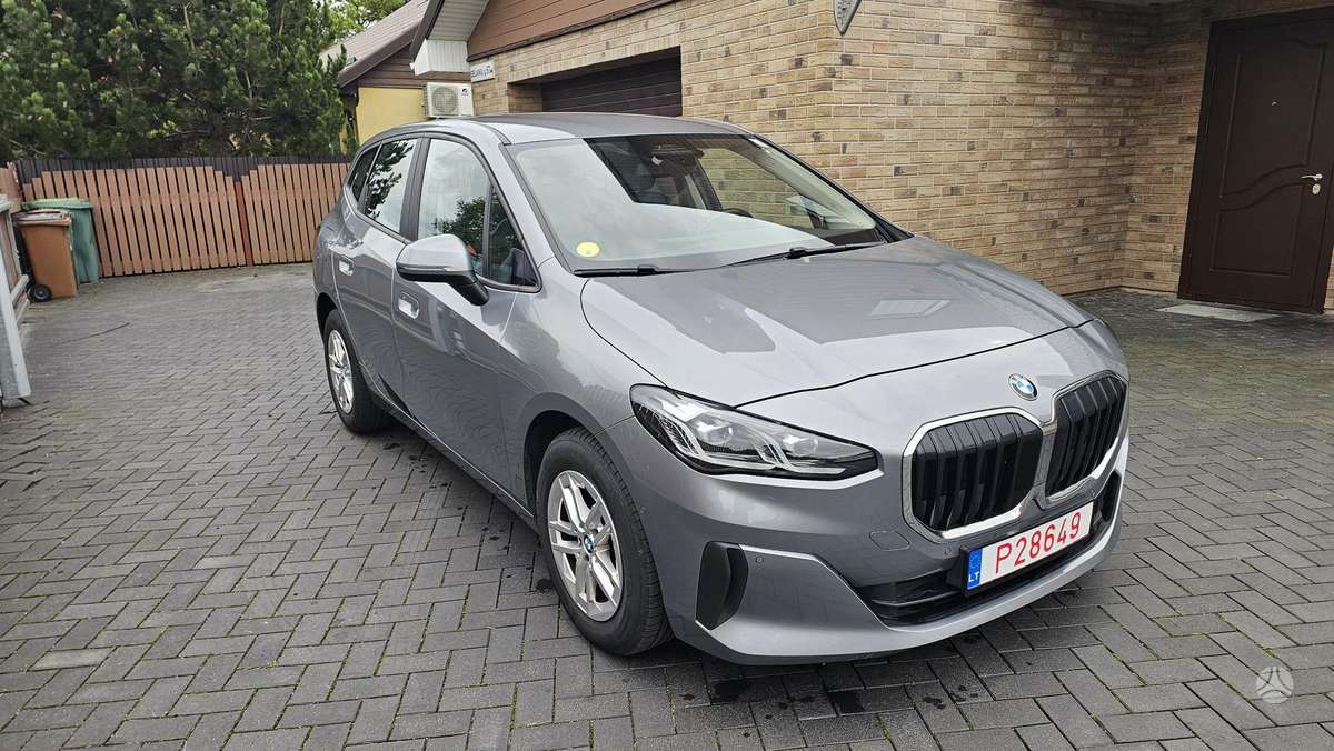 BMW 218 - 5