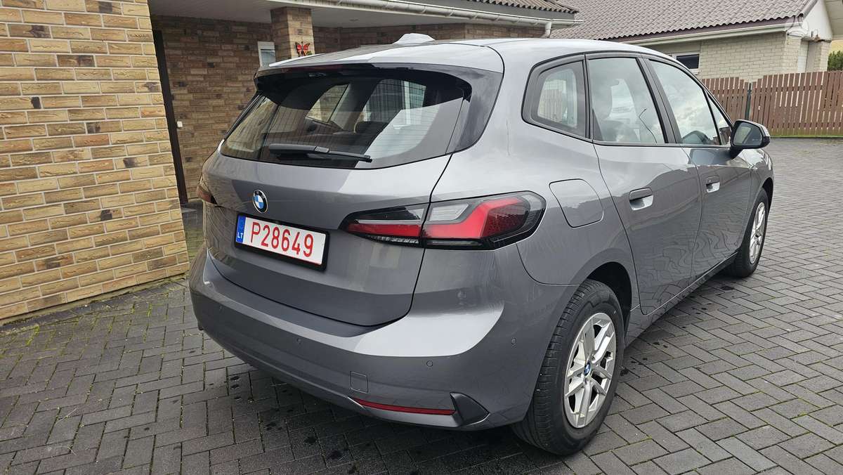 BMW 218 - 7