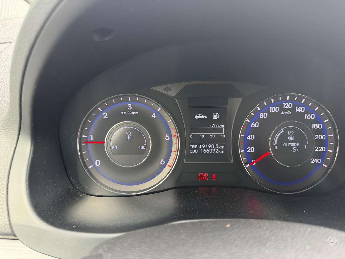 Hyundai i40 - 12