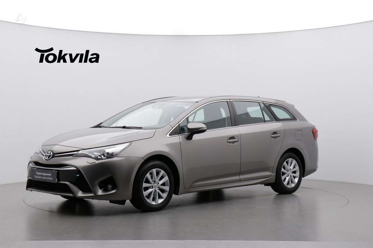 Toyota Avensis - 1