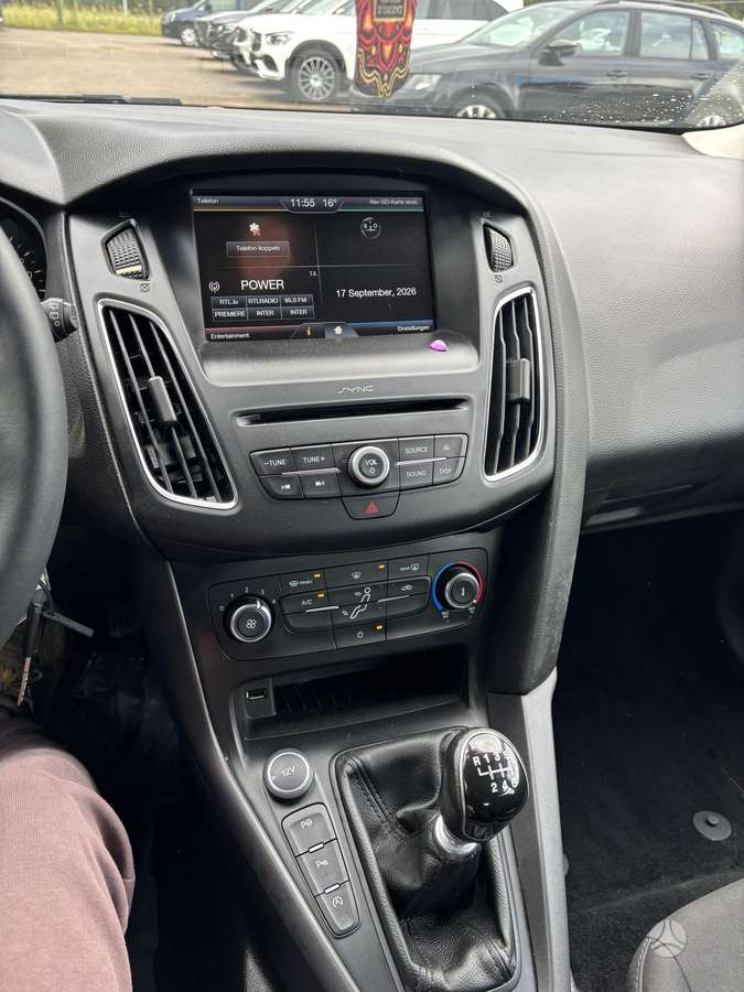 Ford Focus - 7