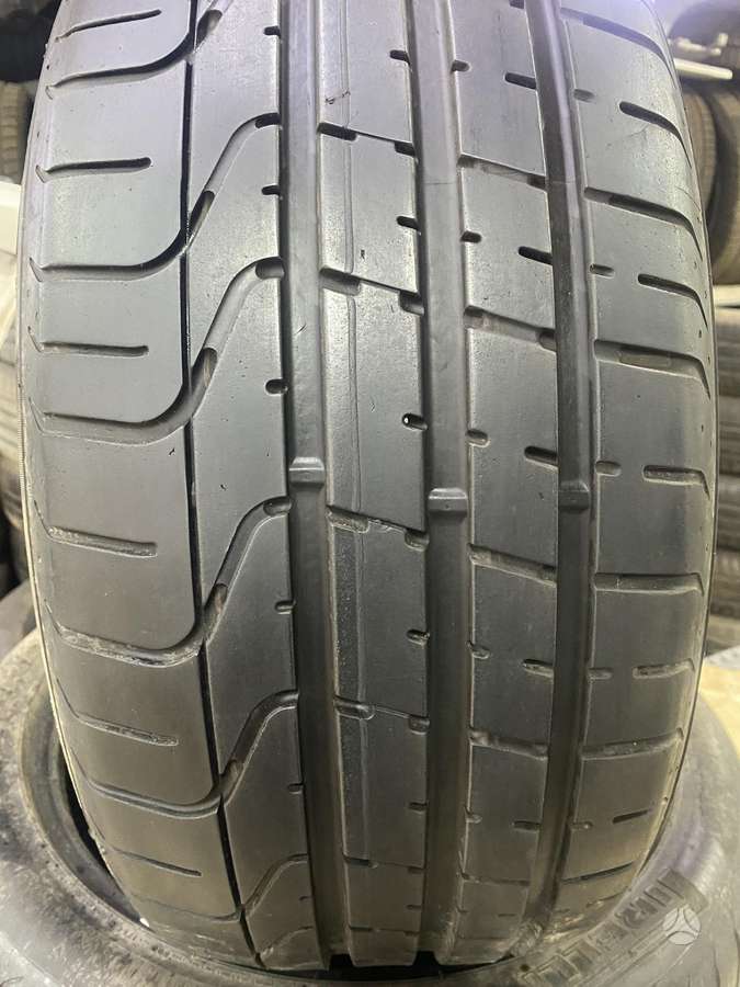 Pirelli, vasaras 255/40 R19