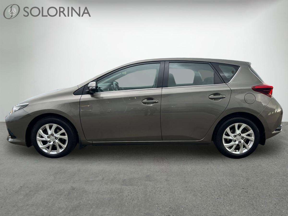 Toyota Auris - 3