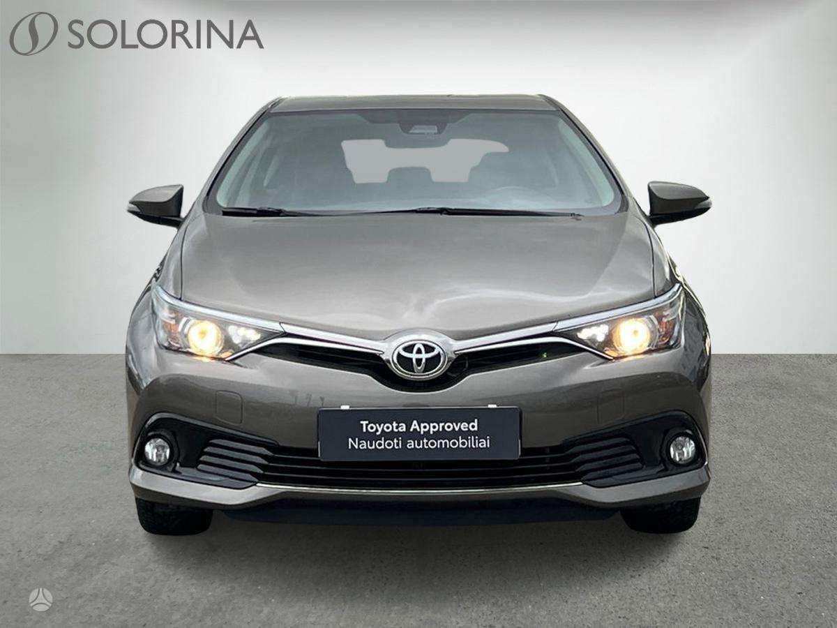 Toyota Auris - 5
