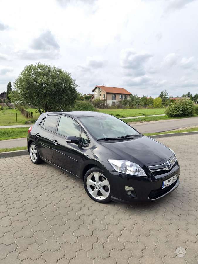 Toyota Auris - 1