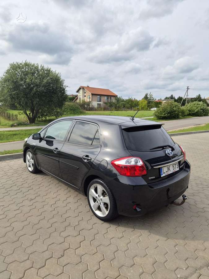 Toyota Auris - 11