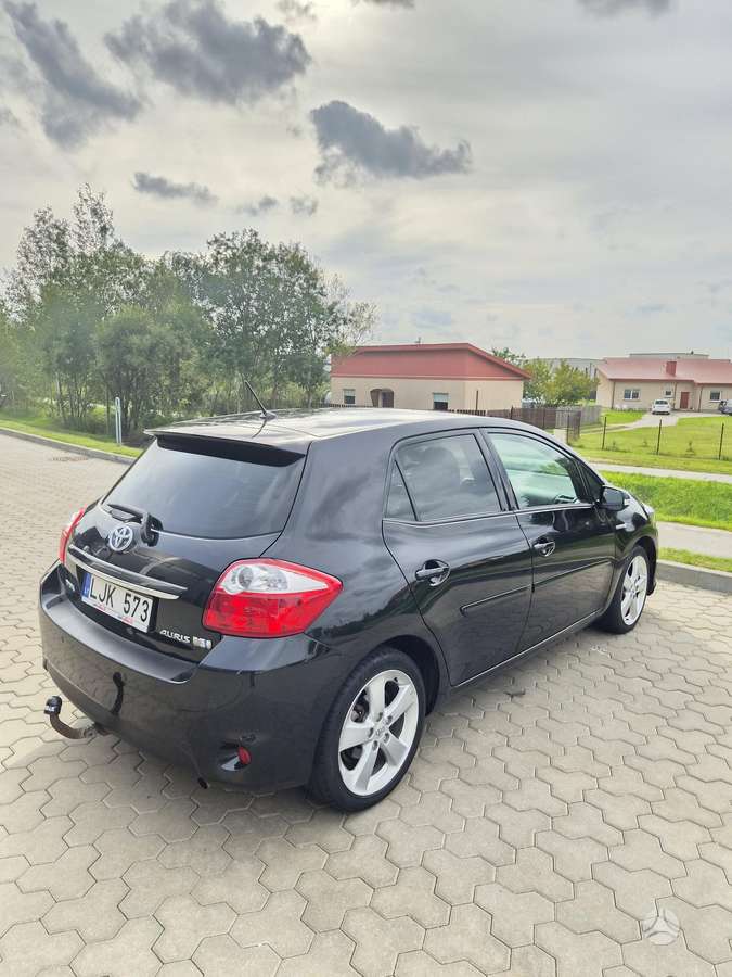 Toyota Auris - 12