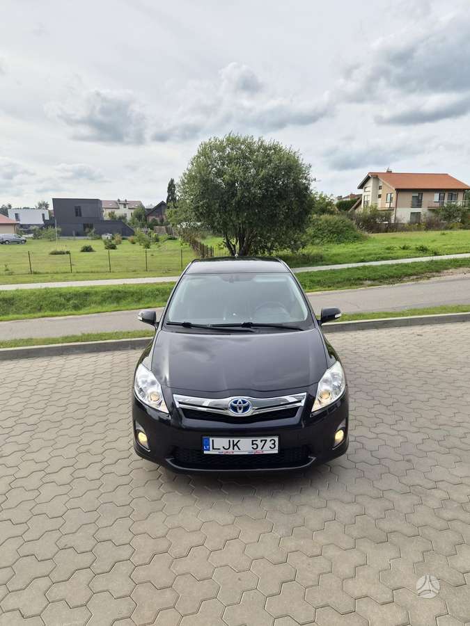 Toyota Auris - 4