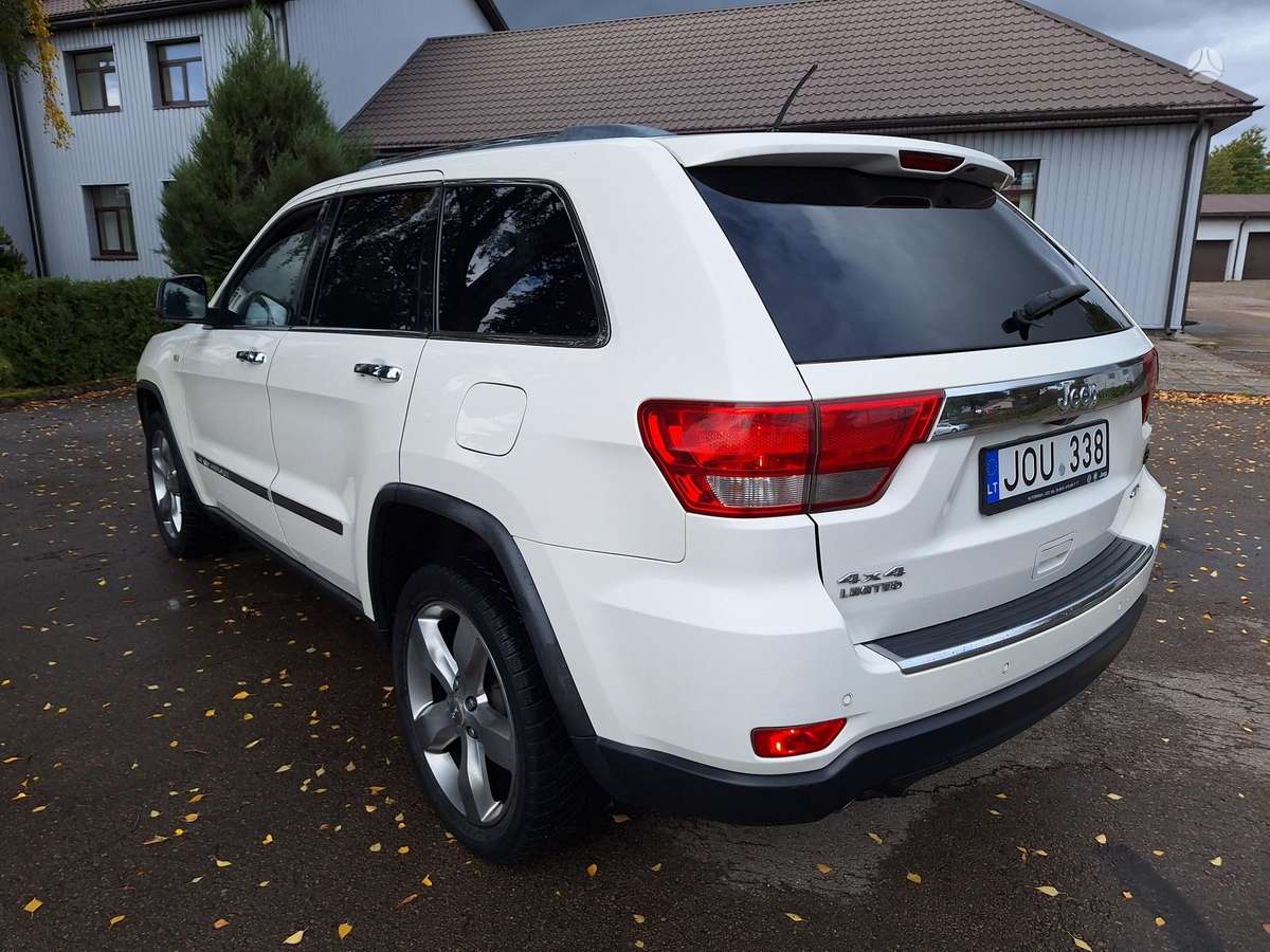Jeep Grand Cherokee - 4