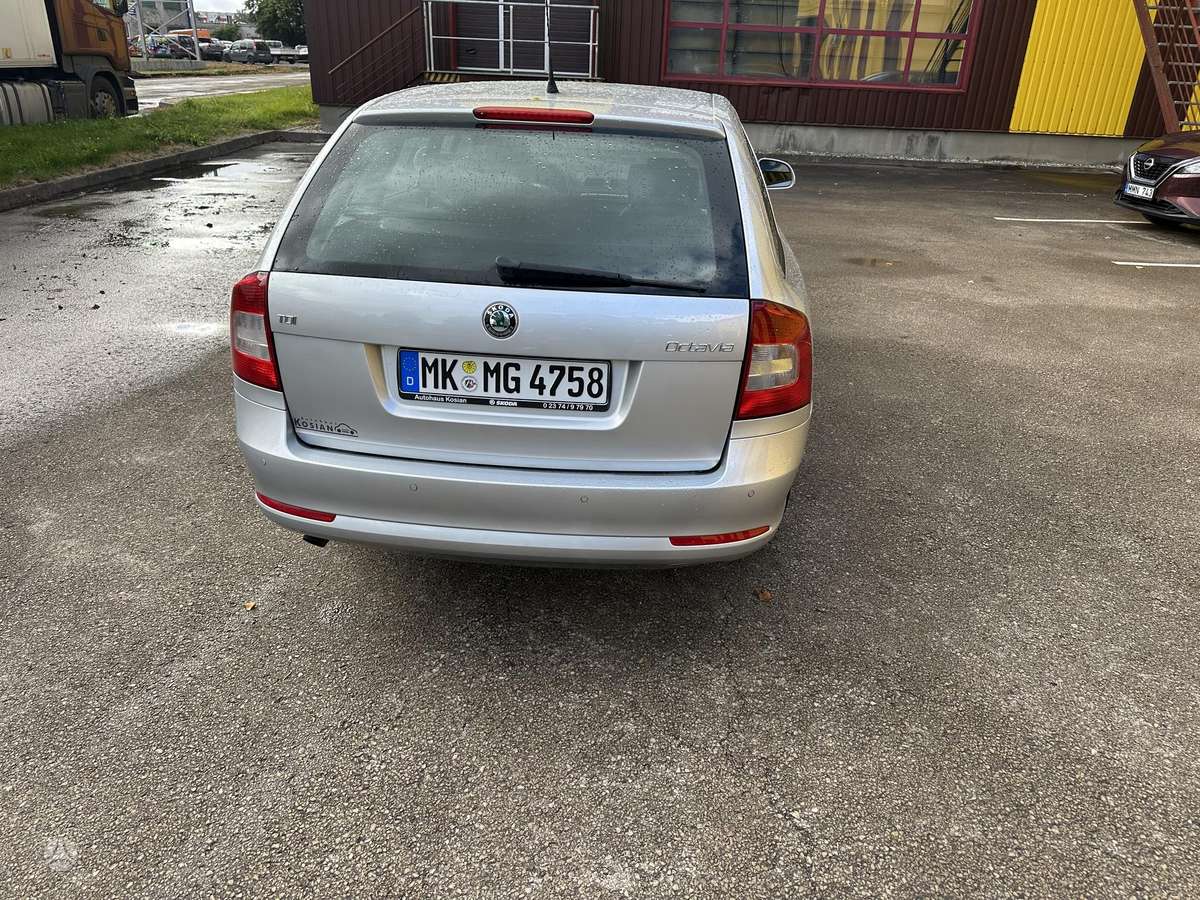 Škoda Octavia - 5