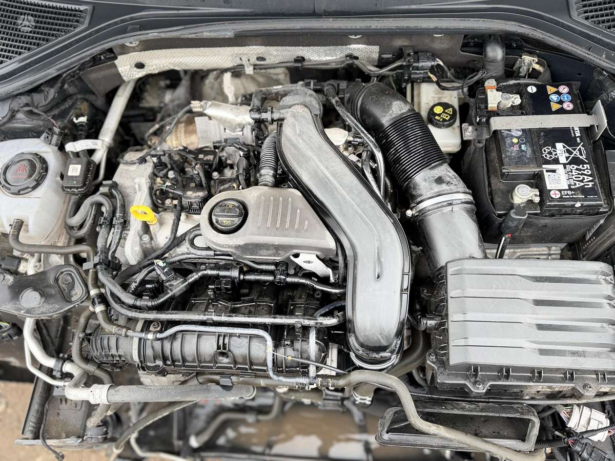 Volkswagen T-Roc - 11
