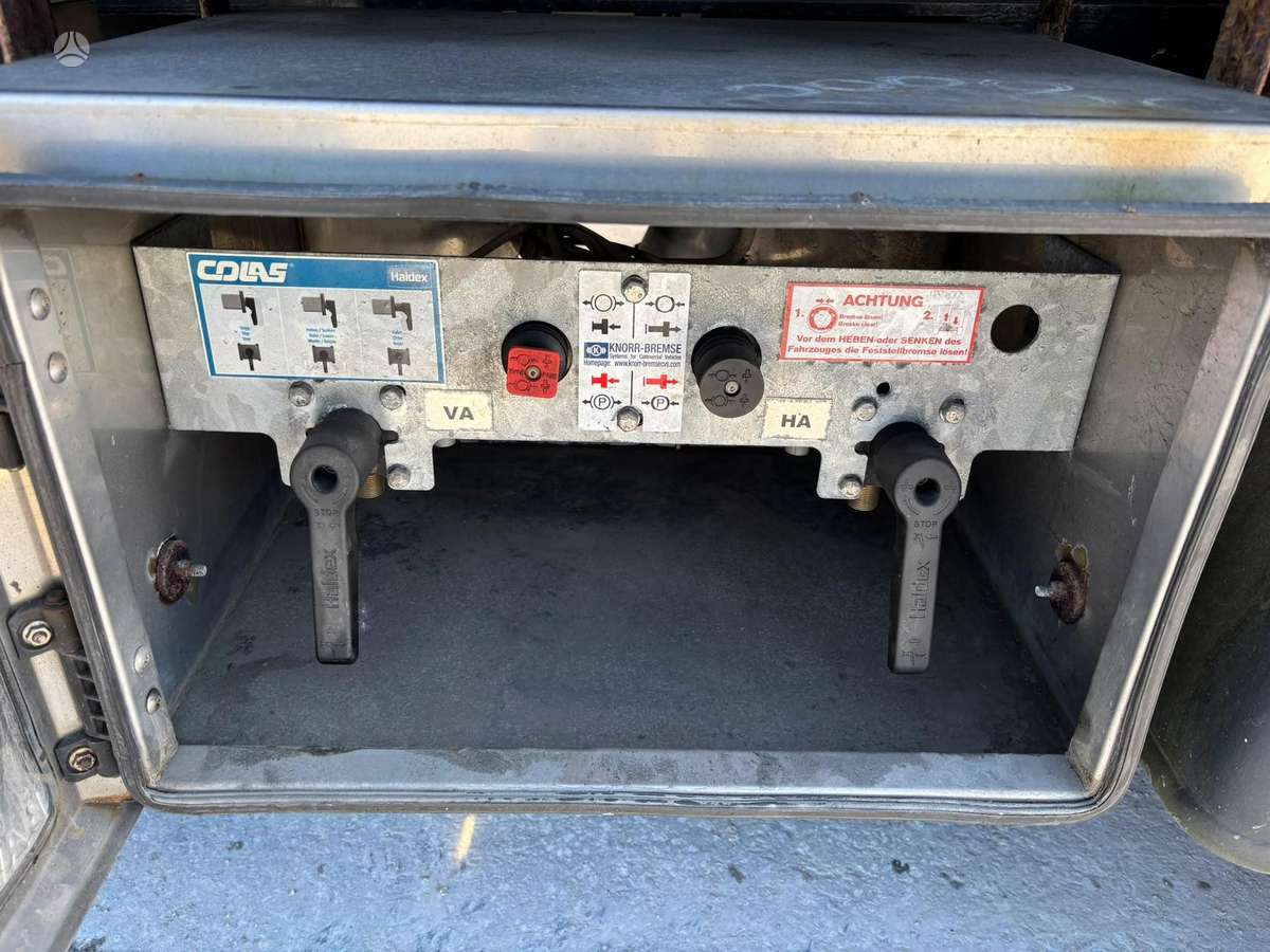 -Kita- DPS240/SL-28M, dropside